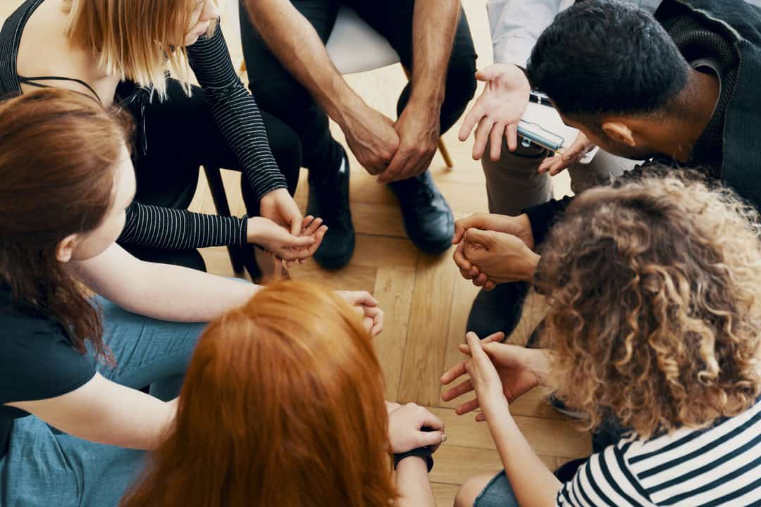 Etapy odtrucia alkoholowego – jak wygląda dzień po dniu?